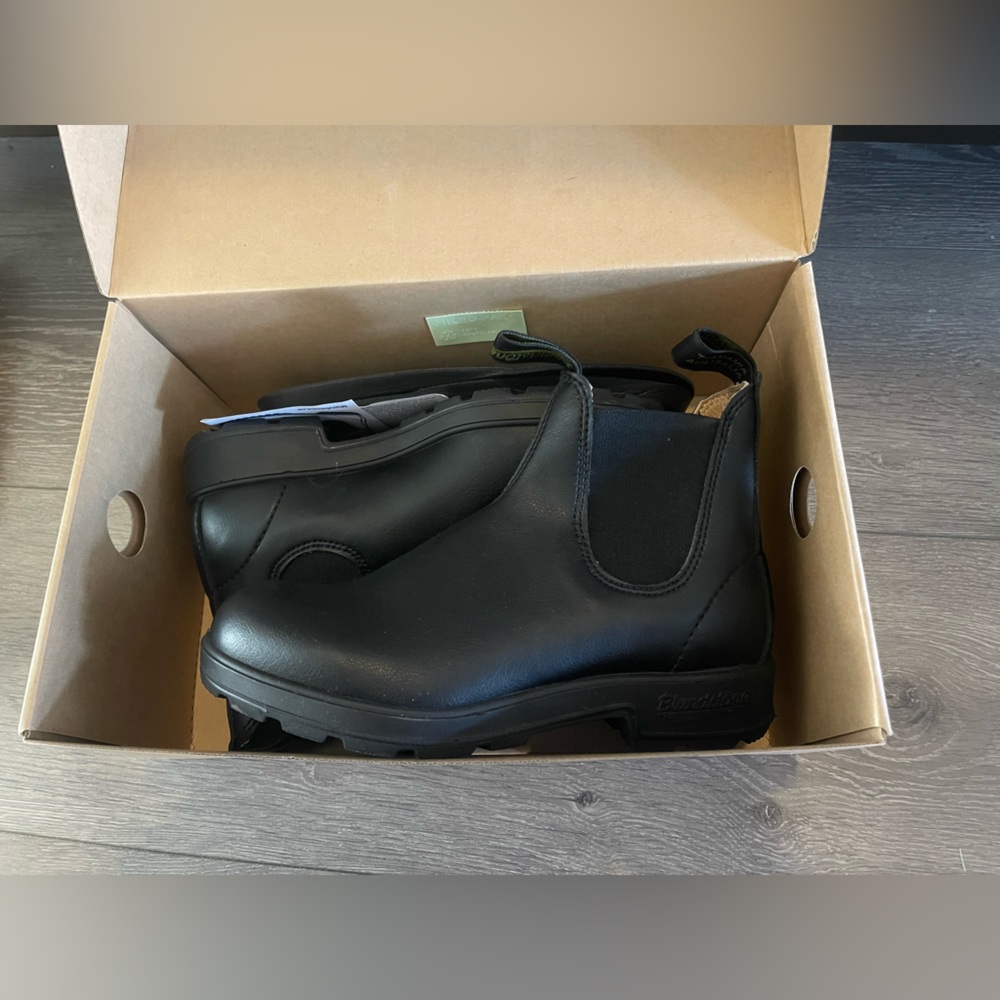 Blundstone unisex Black Leather Boots